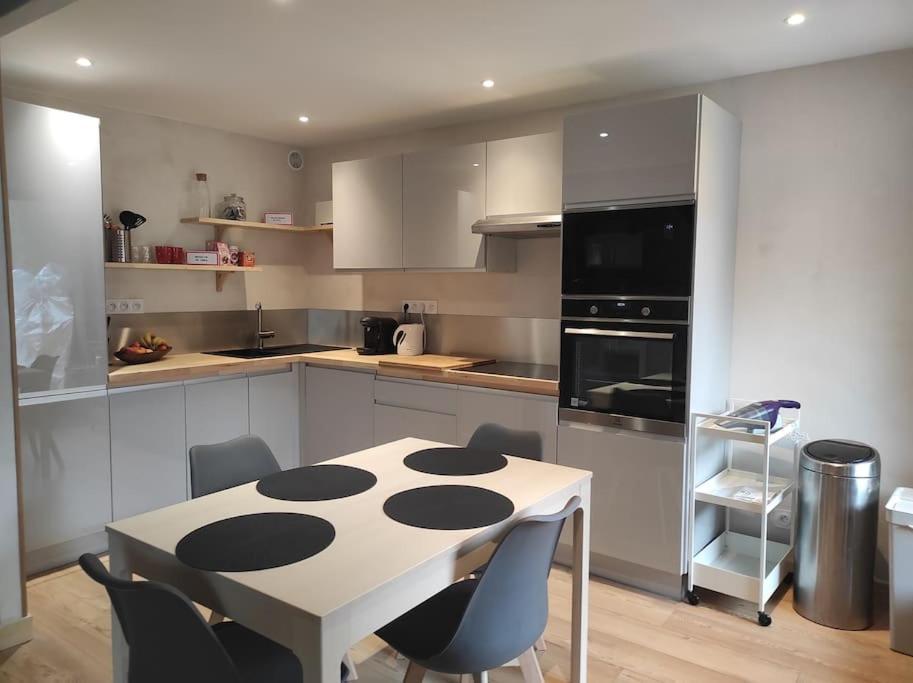 Appartement vue montagne, cosy et chaleureux Briançon Extérieur photo